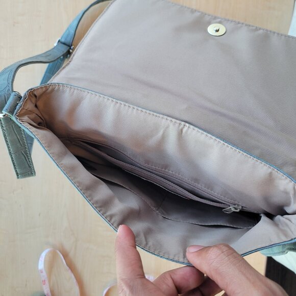 Relic Faux leather handbag - Picture 7 of 14